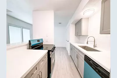 12524 Pebblestone Street, Houston, TX 77072 - Photo 7