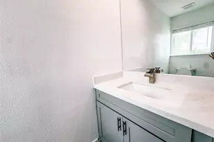 12524 Pebblestone St, Houston, TX 77072 - Photo 11