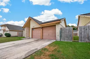 1414 Elkwood Dr, Missouri City, TX 77489 - Photo 3