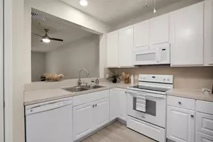 2815 Kings Crossing Dr, Houston, TX 77345 - Photo 11