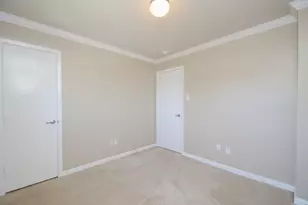 20929 Patriot Park Ln, Katy, TX 77449 - Photo 9