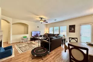 2211 Winding Hollow Dr, Katy, TX 77450 - Photo 9