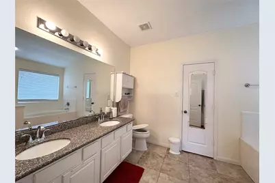 2211 Winding Hollow Drive, Katy, TX 77450 - Photo 17