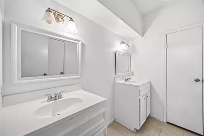 9410 Stonehouse Lane, Houston, TX 77025 - Photo 19