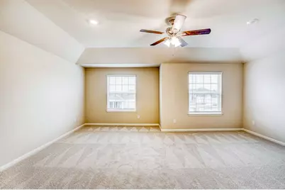 8214 Sunberry Shadow Drive, Houston, TX 77016 - Photo 15