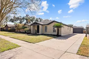 15514 Diana Ln, Houston, TX 77062 - Photo 25
