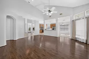12019 Brantley Haven Dr, Tomball, TX 77375 - Photo 9