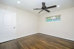 7419 Jalna St, Houston, TX 77055 - Photo 45