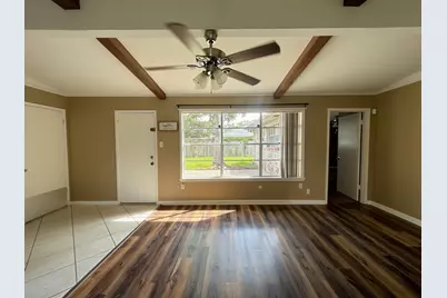 3800 Kingsway Drive, Baytown, TX 77521 - Photo 9