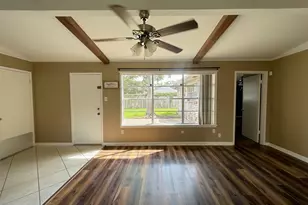 3800 Kingsway Dr, Baytown, TX 77521 - Photo 9