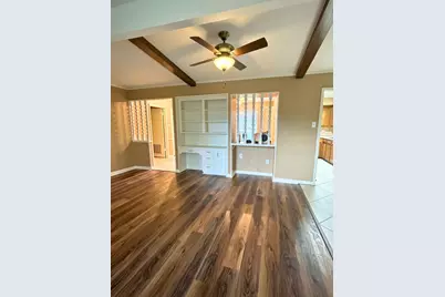 3800 Kingsway Drive, Baytown, TX 77521 - Photo 11