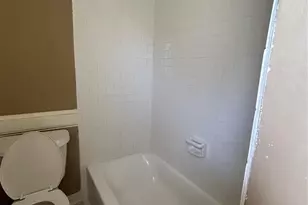 3800 Kingsway Dr, Baytown, TX 77521 - Photo 31
