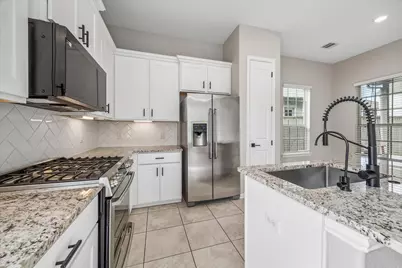 4719 Glen Isle Drive, Houston, TX 77009 - Photo 19