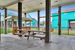 857 Wommack, Crystal Beach, TX 77650 - Photo 11