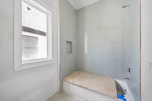 1335 Gardenia Dr, Houston, TX 77018 - Photo 25