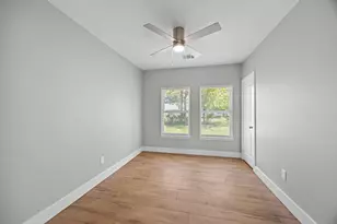 3916 Kennon St, Houston, TX 77009 - Photo 13