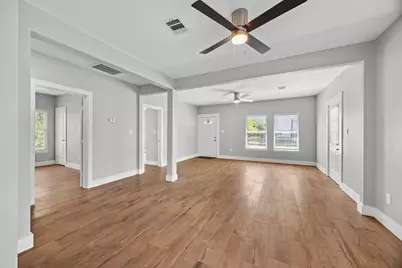 3916 Kennon Street, Houston, TX 77009 - Photo 3