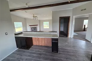 102 Gt Bailey St, Van Alstyne, TX 75495 - Photo 9