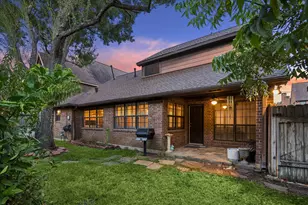 11 Pembrook Ct, Bellaire, TX 77401 - Photo 5