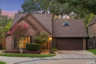 11 Pembrook Ct, Bellaire, TX 77401 - Photo 1