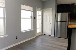 4031 Raspberry Ct, Dickinson, TX 77539 - Photo 9