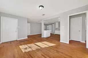 6127 Beldart St, Houston, TX 77033 - Photo 3
