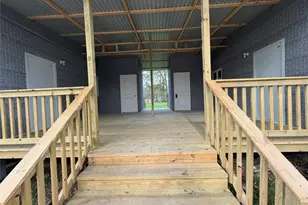 15435 Esther, Conroe, TX 77384 - Photo 3