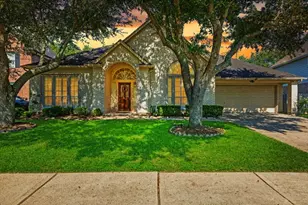 3010 Ravensport Dr, Pearland, TX 77584 - Photo 1