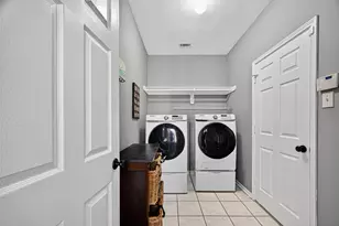 2125 Shaly Breeze Ln, League City, TX 77573 - Photo 19