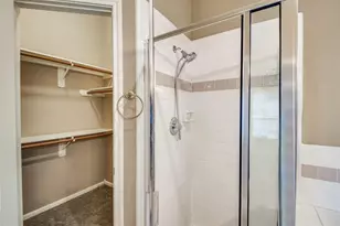 9827 Bestin Ln, Houston, TX 77065 - Photo 21