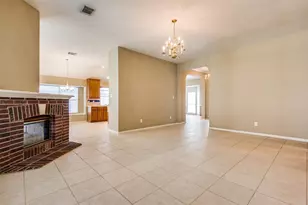 9827 Bestin Ln, Houston, TX 77065 - Photo 9
