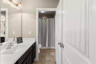 14306 Meadowlands Dr, Mont Belvieu, TX 77523 - Photo 37