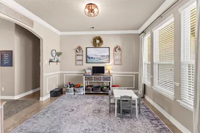 14306 Meadowlands Drive, Mont Belvieu, TX 77523 - Photo 5