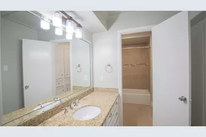 3406 Deerwood Lane, Missouri City, TX 77459 - Photo 29
