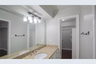 3406 Deerwood Lane, Missouri City, TX 77459 - Photo 31