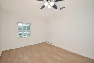 9014 Langfield Rd, Houston, TX 77040 - Photo 29