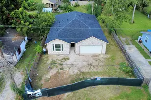 6713 Hoffman St, Houston, TX 77028 - Photo 7