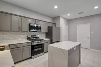 23 Alderon Woods Place, Spring, TX 77382 - Photo 3