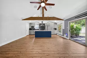 10711 Braewick Dr, Houston, TX 77096 - Photo 11