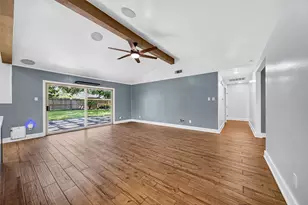 10711 Braewick Dr, Houston, TX 77096 - Photo 15