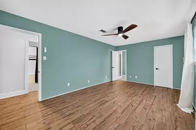 10711 Braewick Drive, Houston, TX 77096 - Photo 41
