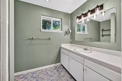 10711 Braewick Drive, Houston, TX 77096 - Photo 33