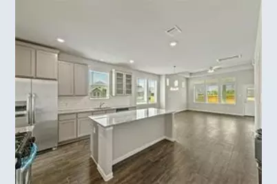 350 Selah Court, Alvin, TX 77511 - Photo 9