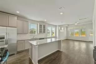 350 Selah Ct, Alvin, TX 77511 - Photo 9