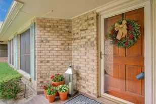 3618 Teakwood Ln, Pearland, TX 77584 - Photo 9