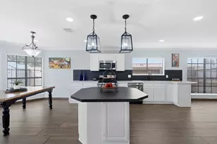 1911 Victoria Garden Dr, Richmond, TX 77406 - Photo 9