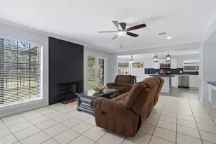 1911 Victoria Garden Dr, Richmond, TX 77406 - Photo 17