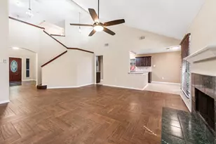 1835 Taylor Creek Dr, Fresno, TX 77545 - Photo 9