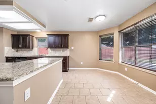 1835 Taylor Creek Dr, Fresno, TX 77545 - Photo 11