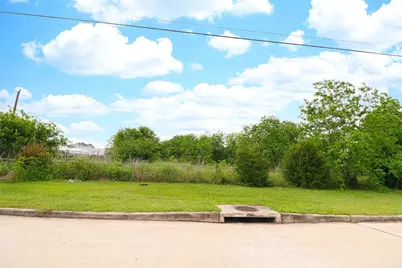 2625 Hillhouse Road, Pearland, TX 77584 - Photo 19